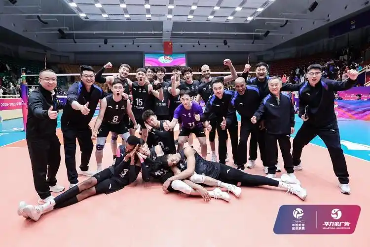 国产人妻无码区免费九色关系真诚高手的秘诀：做自己 